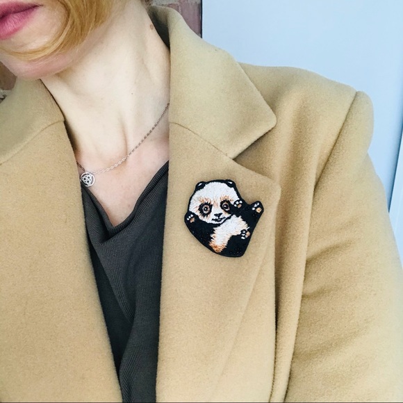 Panda 🐼 brooch - Picture 9 of 9